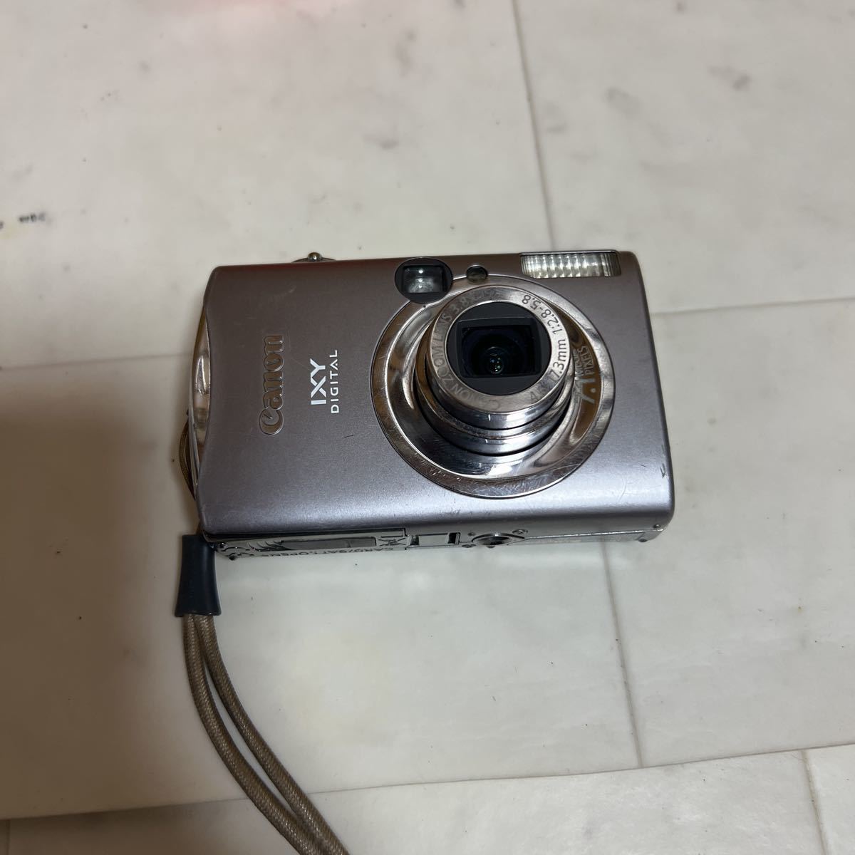 ジャンクCanon キャノン IXY DIGITAL 900IS カメラ