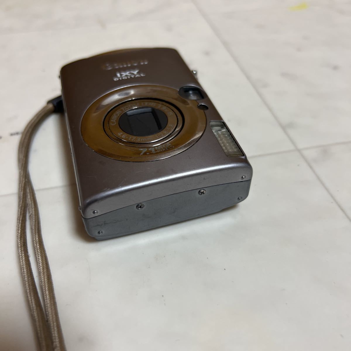 ジャンクCanon キャノン IXY DIGITAL 900IS カメラ