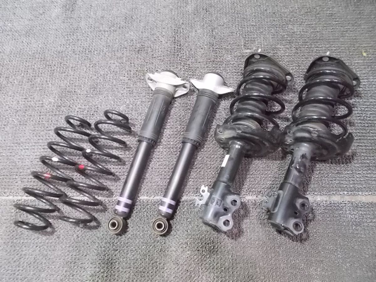 ★激安!★ZRE210 210系 カローラ スポーツ 純正 ショック&サスペンション アブソーバー 1台分 48510-12L50 NRE210H 等 / Q11-523