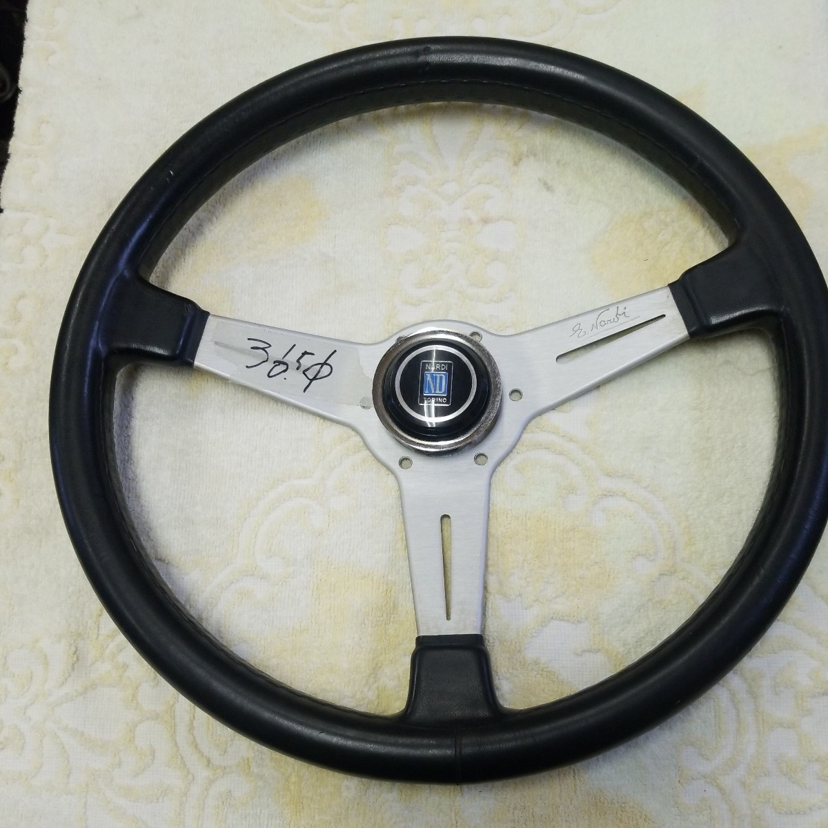 momo モモ MOD.07 モデル07 35パイ ホーンボタン ディープ 正規品
