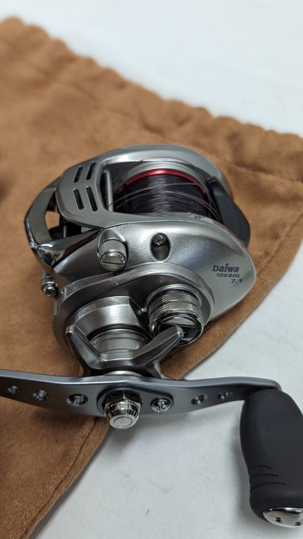 Daiwa ダイワ 100SHL 7.1 AGGREST CREST 2508 ベイトリール スピニング
