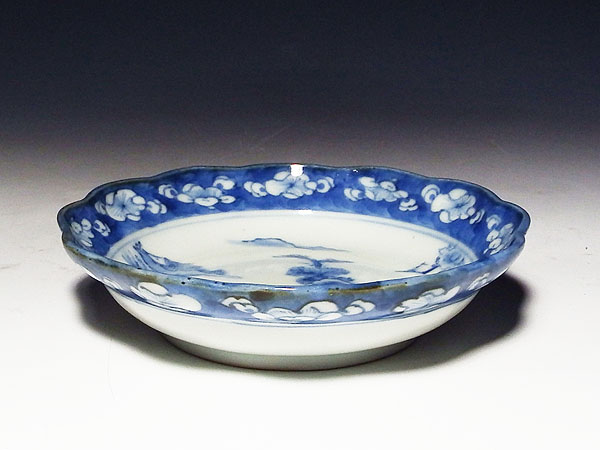 古伊万里 染付 皿 輪花文 八卦文 楼閣文 唐人 1760年～ 古伊万里 染付 皿 輪花文 八卦文 楼閣文 唐人 1760年～ 中皿 六寸 古