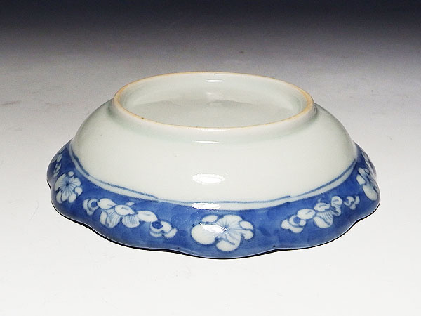 古伊万里 染付 皿 輪花文 八卦文 楼閣文 唐人 1760年～ 古伊万里 染付 皿 輪花文 八卦文 楼閣文 唐人 1760年～ 中皿 六寸 古