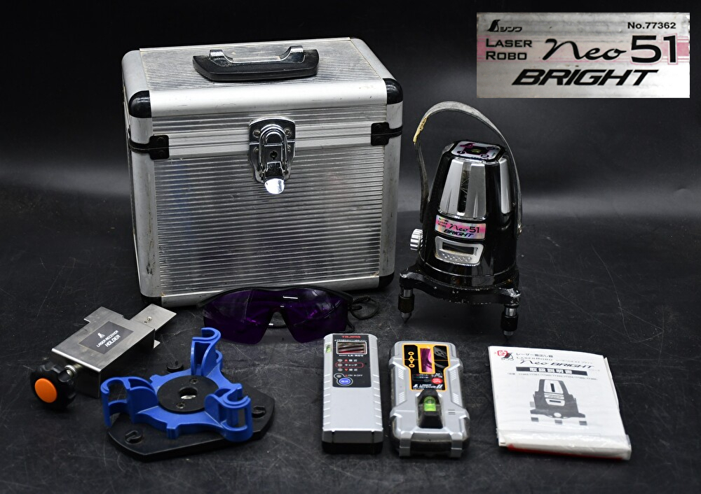 VOICE 5ライン レーザー墨出し器 Model-R5 EY11-54 現状品 簡易動作確認