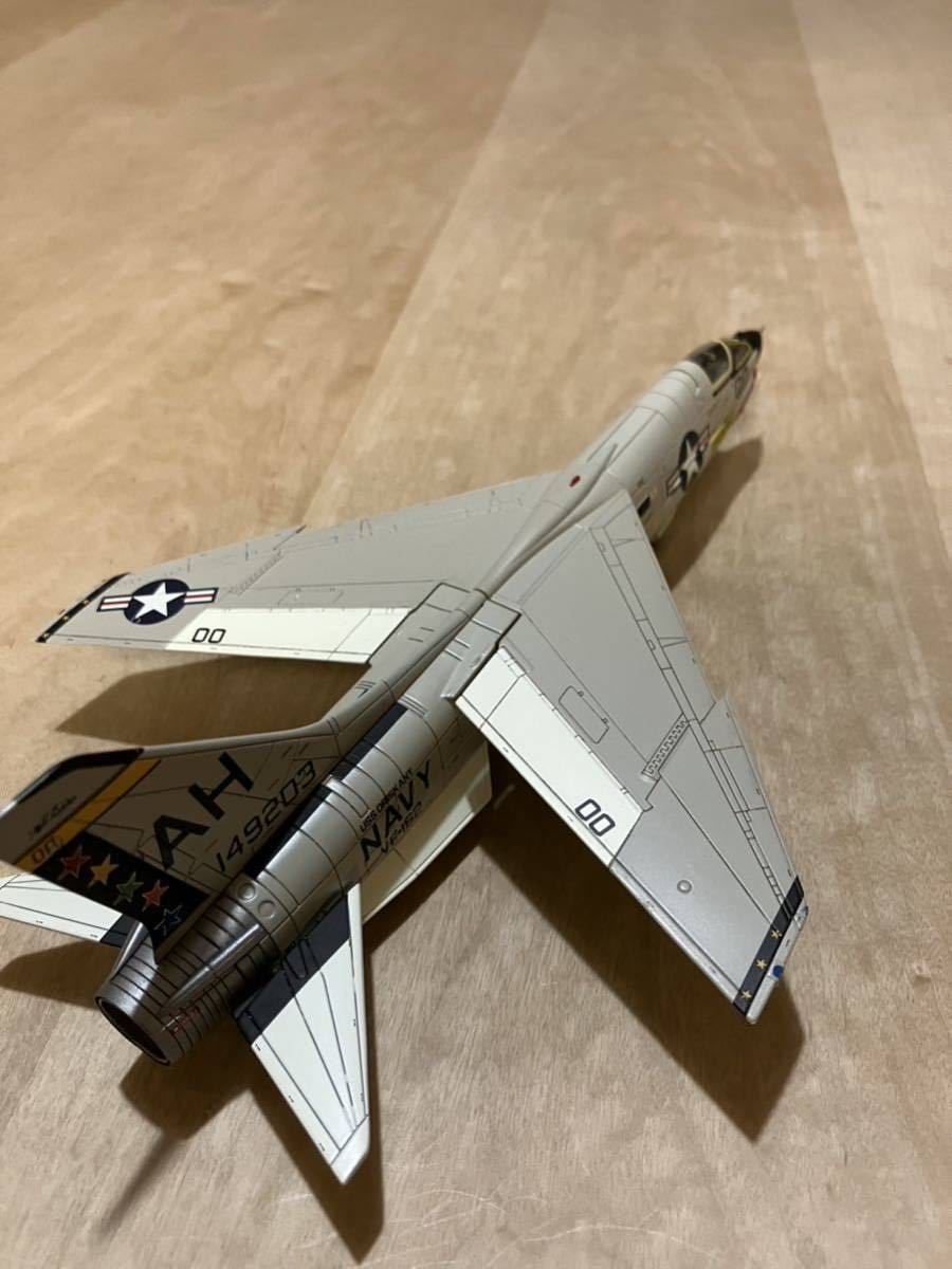 センチュリーウイングスF-8Eクールセイダー1／72 ダイキャスト模型戦闘