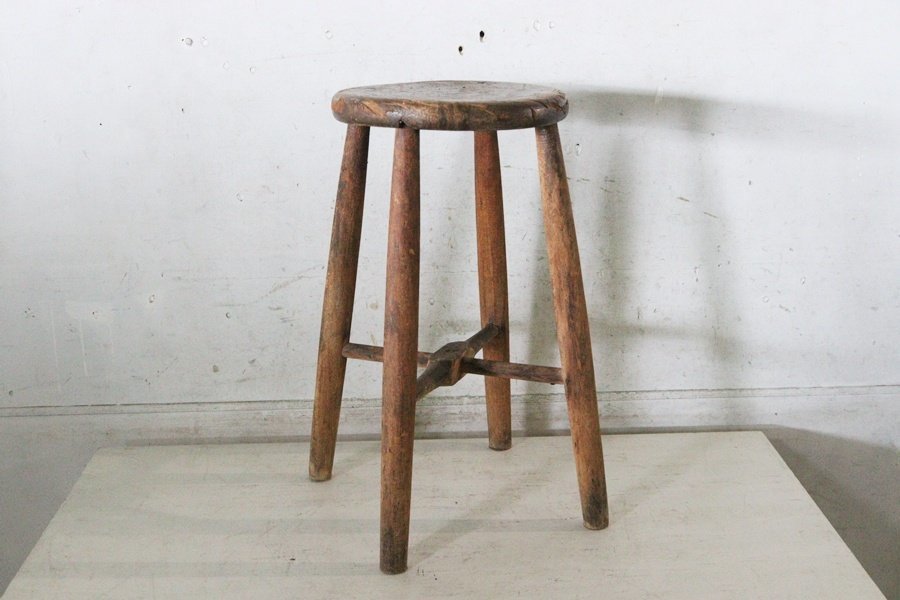 TB526木製 丸椅子 スツール 高さ約49cm◇飾り台/腰掛け/イス/いす/チェア/陳列/レトロ/ディスプレイ/インテリア/家具/古道具タグボート