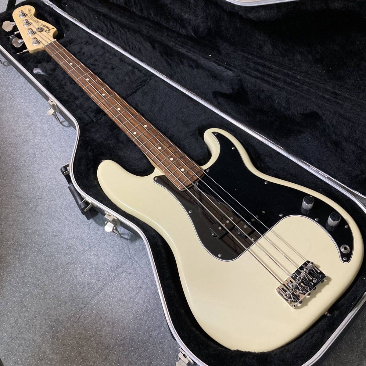 Fender Precision FSR Bass 70s Traditional in with Made Japan | gig