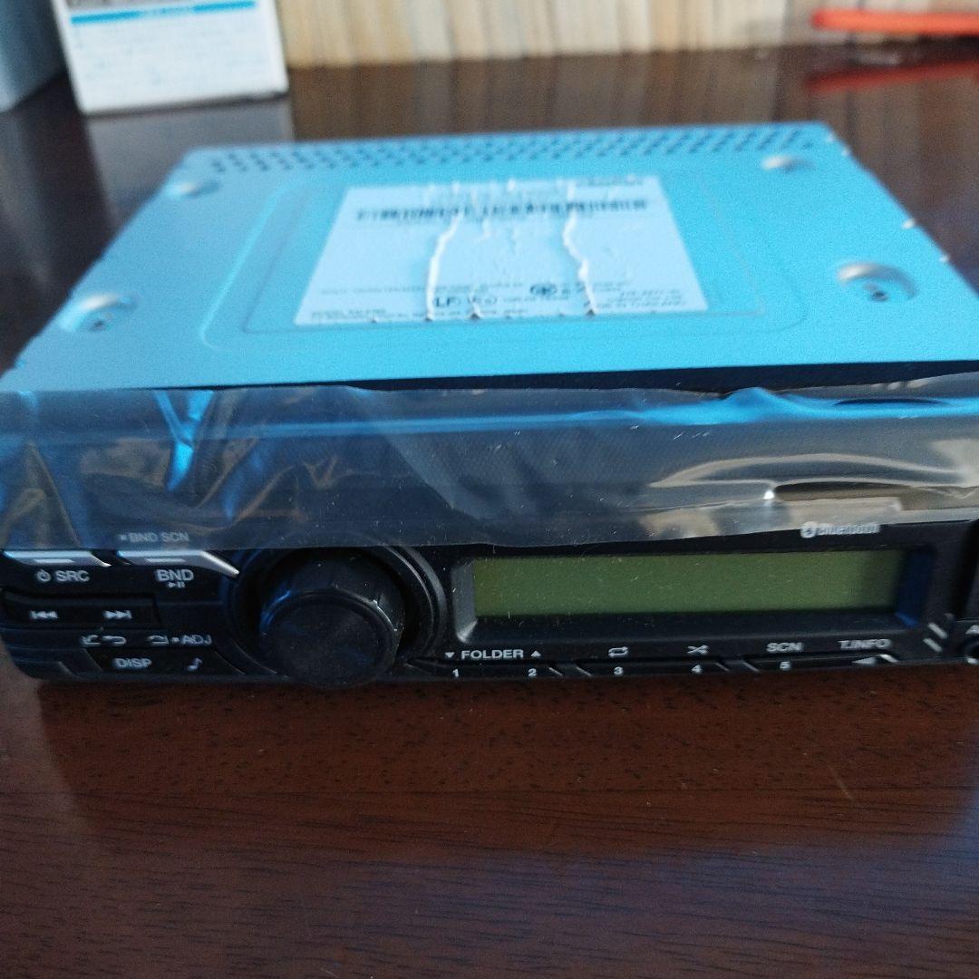 ほぼ新品 日野系トラック 12V車純正 ※Clarion(クラリオン)※ML235828