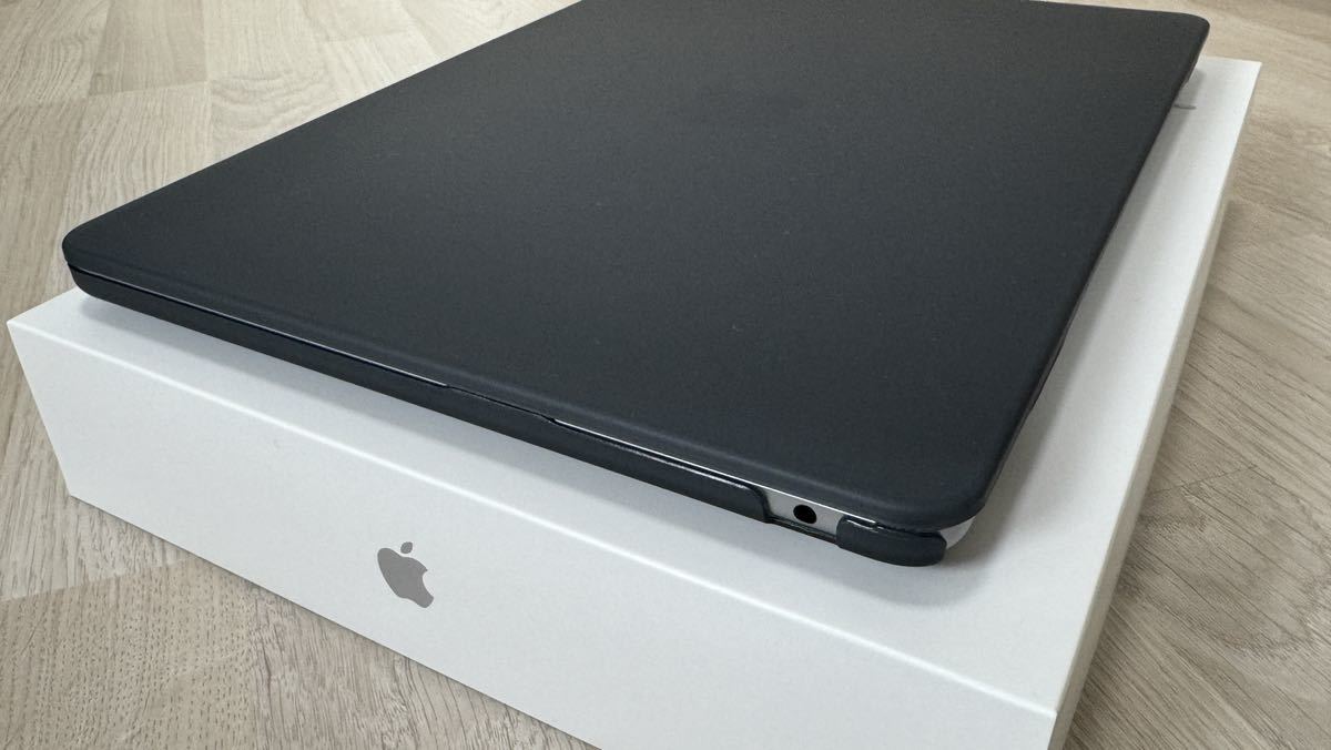 送料無料 美品 MacBook Air M2 2022モデル スペースグレイ 8gbメモリ