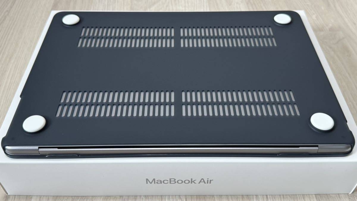 送料無料 美品 MacBook Air M2 2022モデル スペースグレイ 8gbメモリ