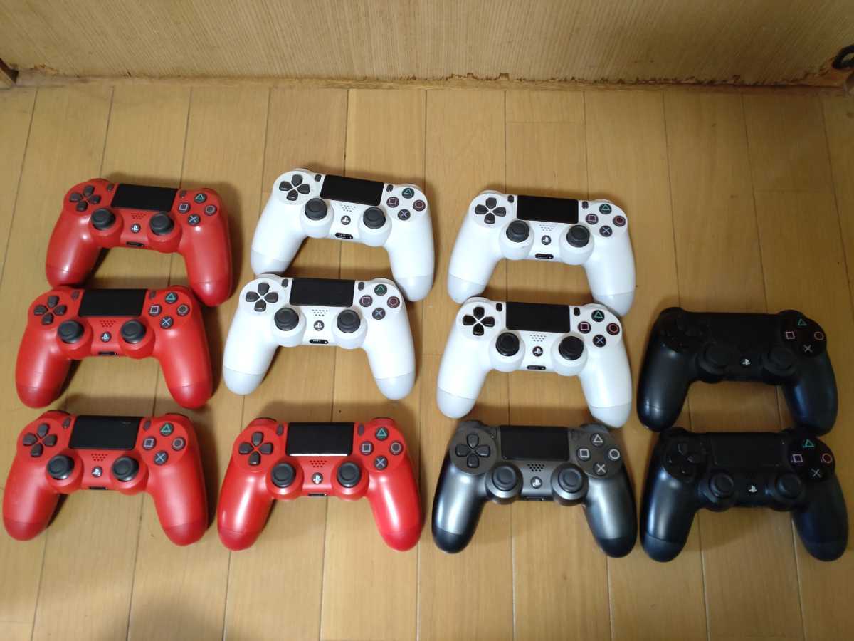 M*a様 PS4 純正 ワイヤレスコントローラ　DUALSHOCK4　2個セット M*a様 PS4 純正 ワイヤレスコントローラ DUALSHOCK4 2個セット