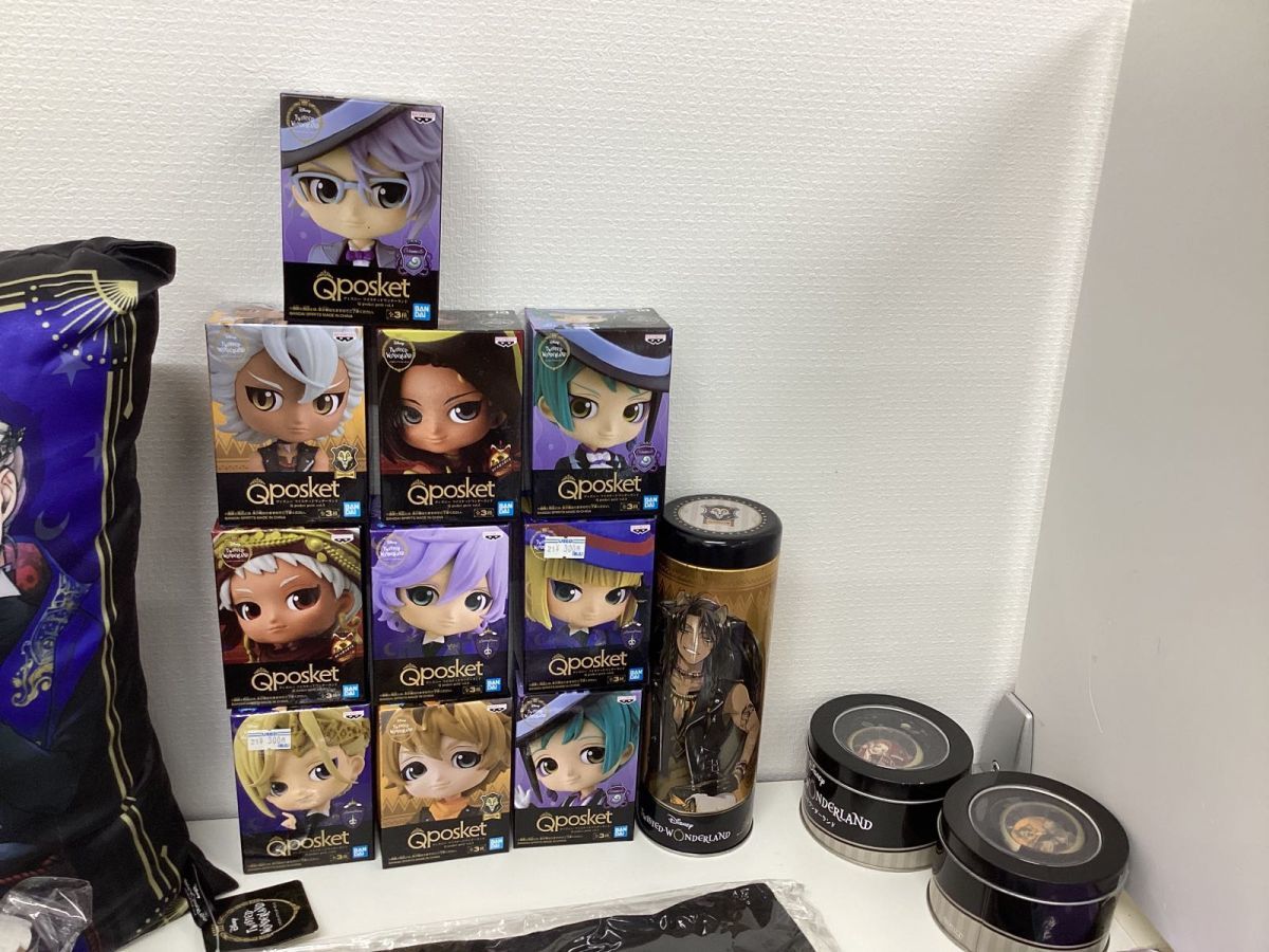 ツイステまとめ売りグッズセット パズル缶バ他 [公式