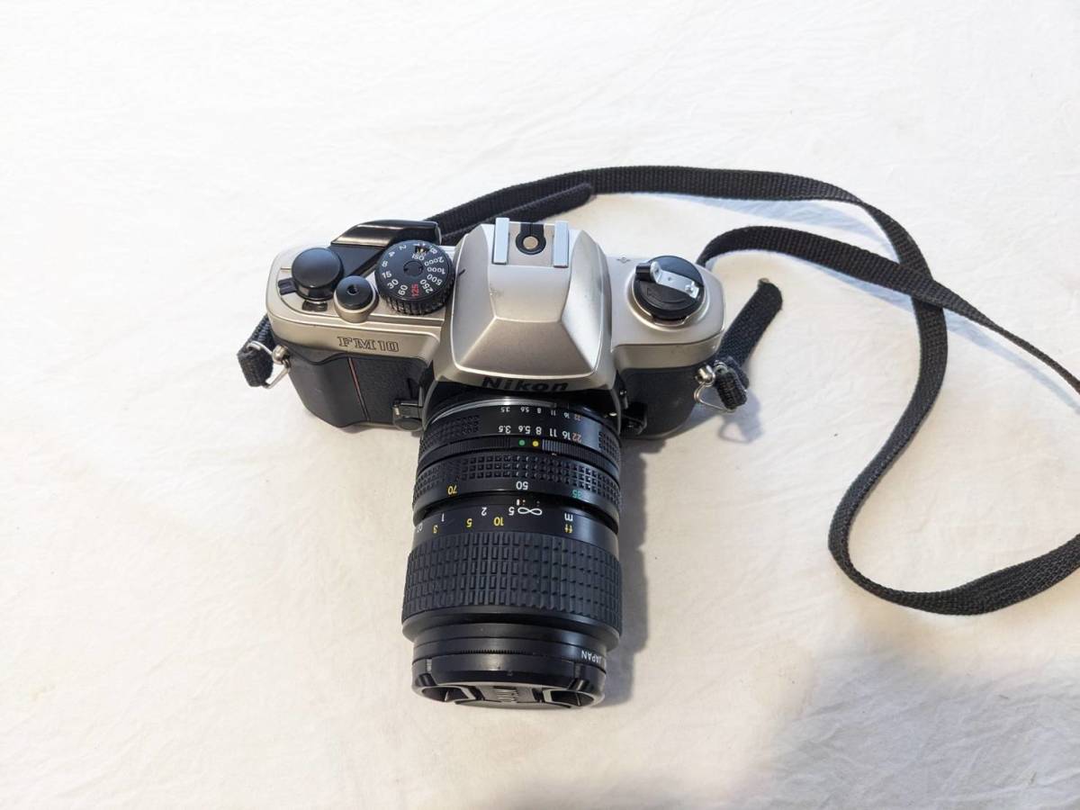 Nikon ニコン FM10 フィルムカメラ本体 専用ケース付き Nikon FM10