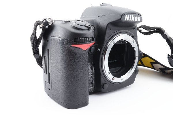 ☆撮影枚数693枚・超美品☆ Nikon ニコン D7000 ボディ #13251MTT