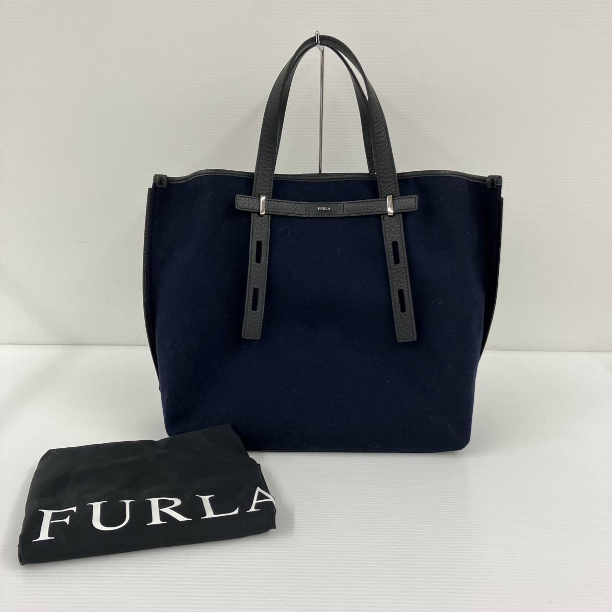 ★81893　極美品　FURLA　フルラ　メンズ　レディース　トートバッグ　ネイビー　紺　ハンドバッグ　美品　ショルダー　1円～★