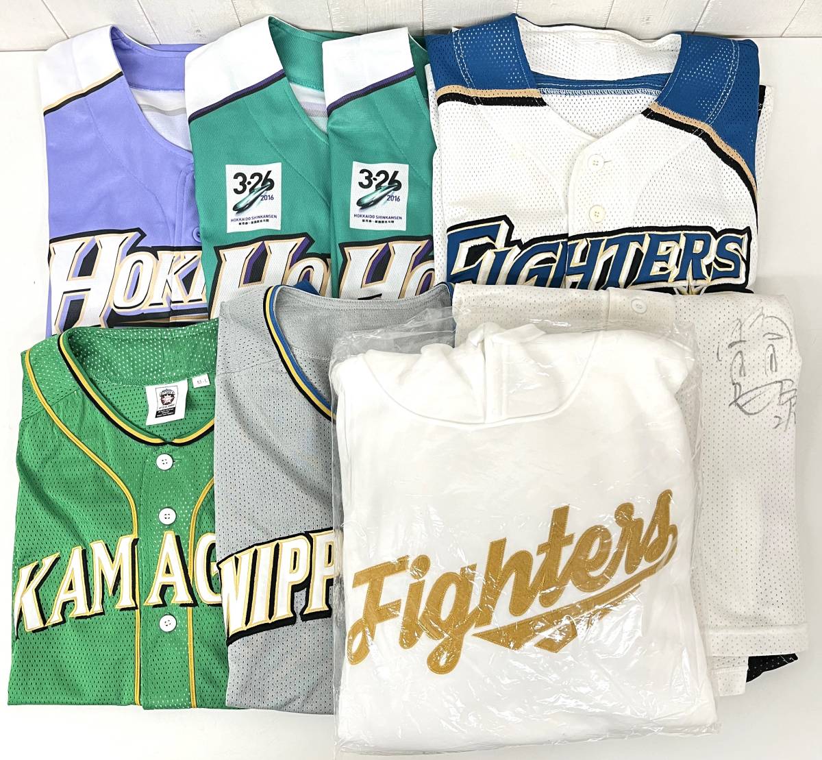 野球 応援グッズ ＊北海道日本ハムファイターズ 日ハム ＊ベースボールシャツ ゲームシャツ パーカー（未使用品） ＊8着 BB 212 サイン入り