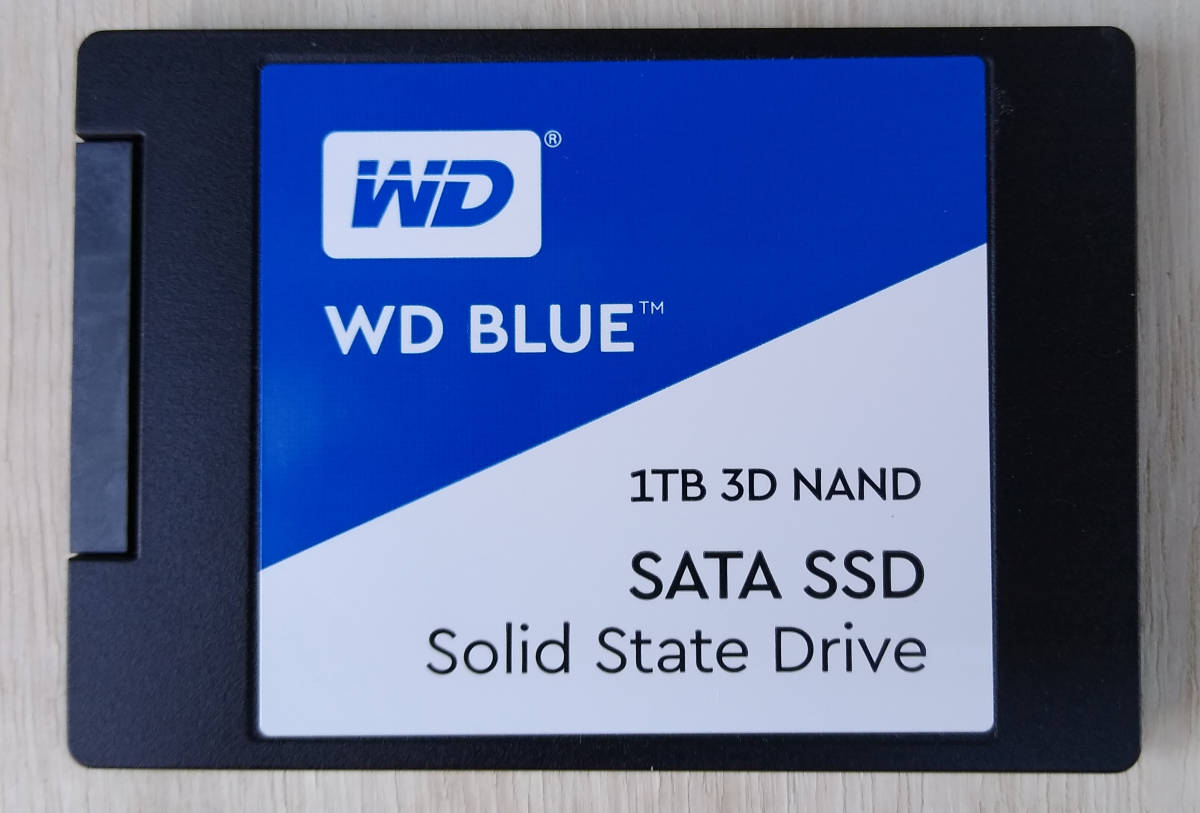 WD BLVE 3D NAND SSD 1TB WD Blue 3D 2.5-Inch Drive WDS100T2B0A新古品