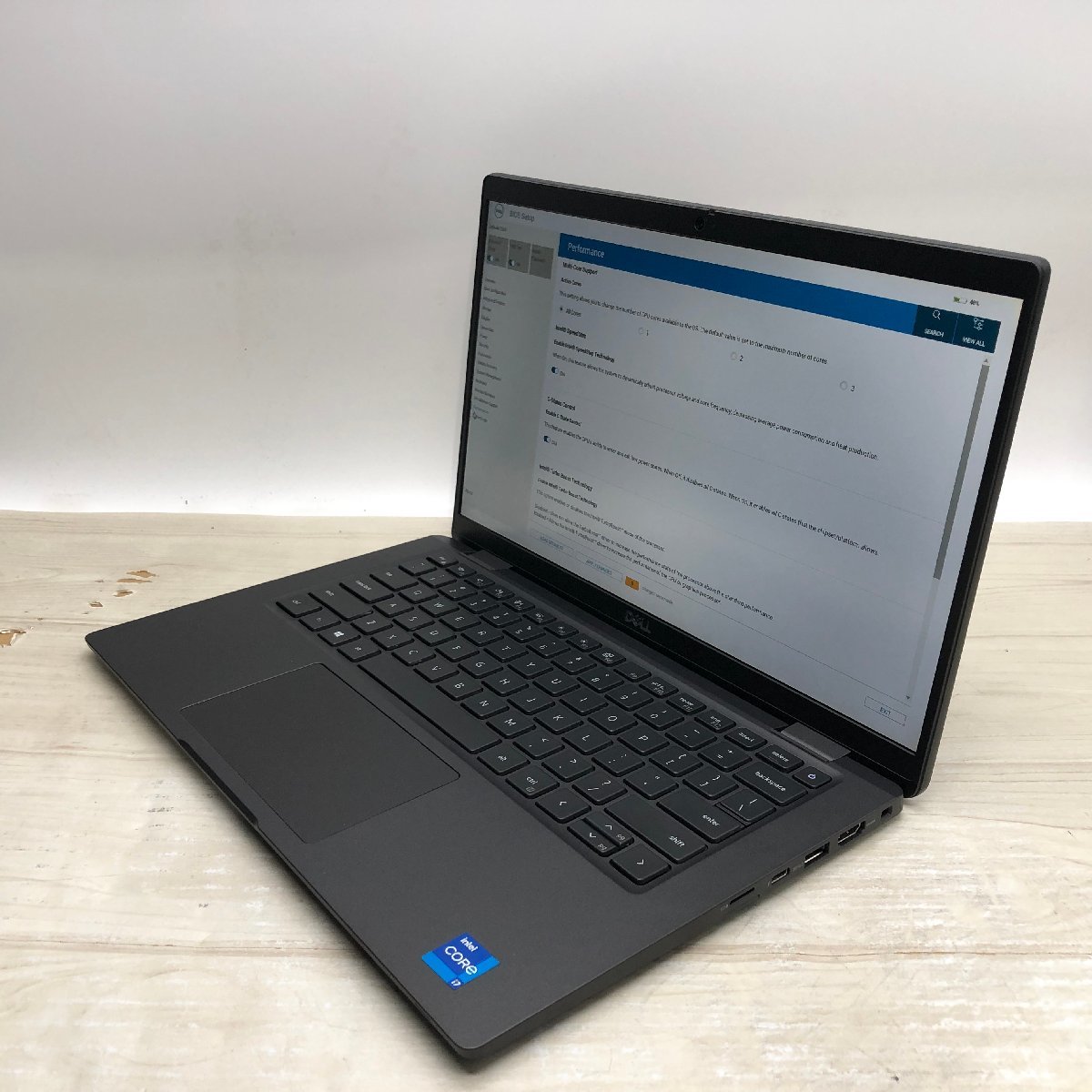 デルCore i7-1185G7/8G/SSD256G/13.3型フルHD液晶