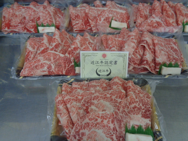 近江牛A５牝　超特肩バラ薄切り落とし　３ｋｇ　（44）