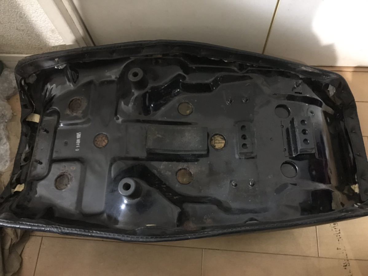 バブホークCB450N用純正シート_2