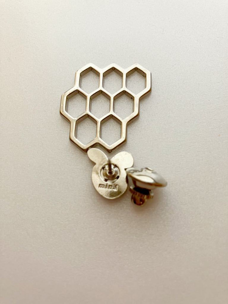 mina時代 貴重！ミナ ペルホネン ピンバッジ【Bee】蜂＋蜂の巣 mina perhonen 正規品 レア！