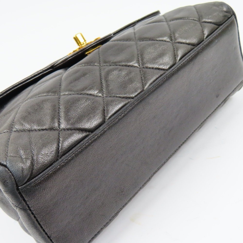 68075★1円スタート★CHANEL シャネル 極美品 ターンロック マトラッセ チェーンショルダーバッグ ヴィンテージ ラムスキン ブラック – パルファム アンバー シャネル(CHANEL) |公式関西国際空港 (CHANEL