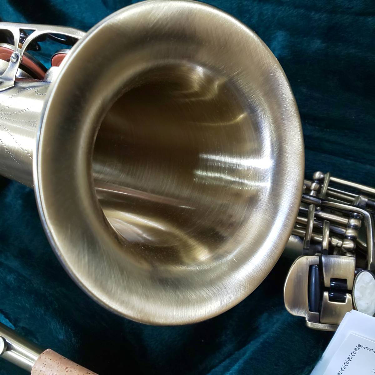 ◎ケルントナー ◎Kaerntner アルトサックス KAL-68AQ 管楽器 アンティークモデル 彫刻入り Antique ケース 即発送