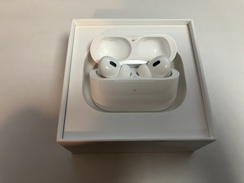 FH339 AirPods Pro 第2世代 MQD83J/A 箱/付属品あり AirPods MQD83J⁄A