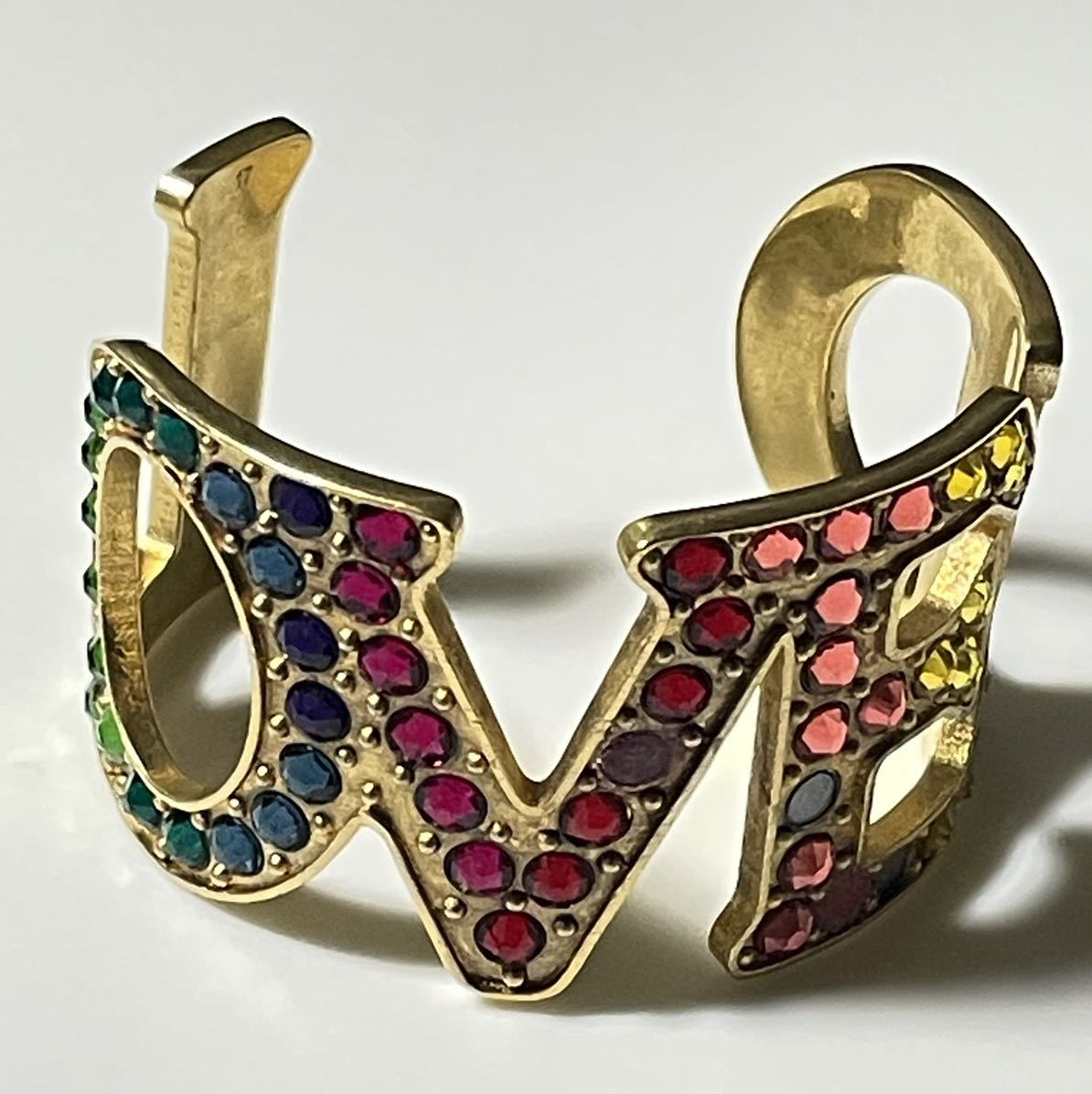 HOT，お得 GUCCI グッチ LOVEDバングル タグ表記サイズ:17 1円〜(バングル)｜売買されたオークション情報、yahooの商品情報をアーカイブ公開 - オークファン バングル