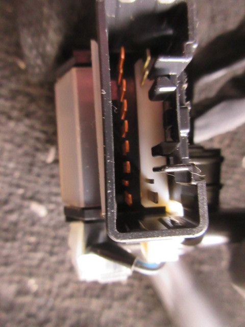 ミラココア L675S フォグランプ フォグの中古品 フォグ ハーネスの通販 ★R5A7416　L675S　ミラココア　純正フォグランプ左右セット　スイッチ付　修理やストック等に