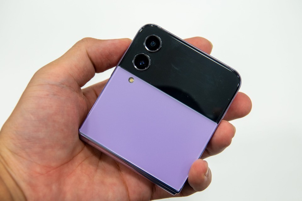 Galaxy Z Flip4 端末本体 ボラパープル Samsung Galaxy Z Flip 4