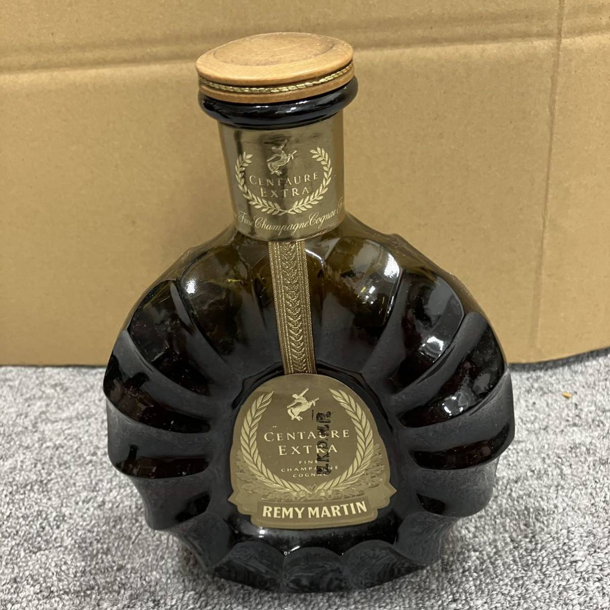 未開栓】レミーマルタン REMY MARTIN セントーエクストラ 700ml