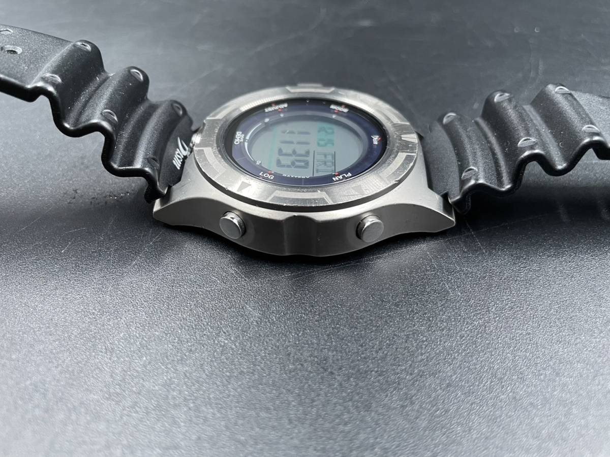 美品 Bismダイブコンピューター スキューバダイビング ビーイズム