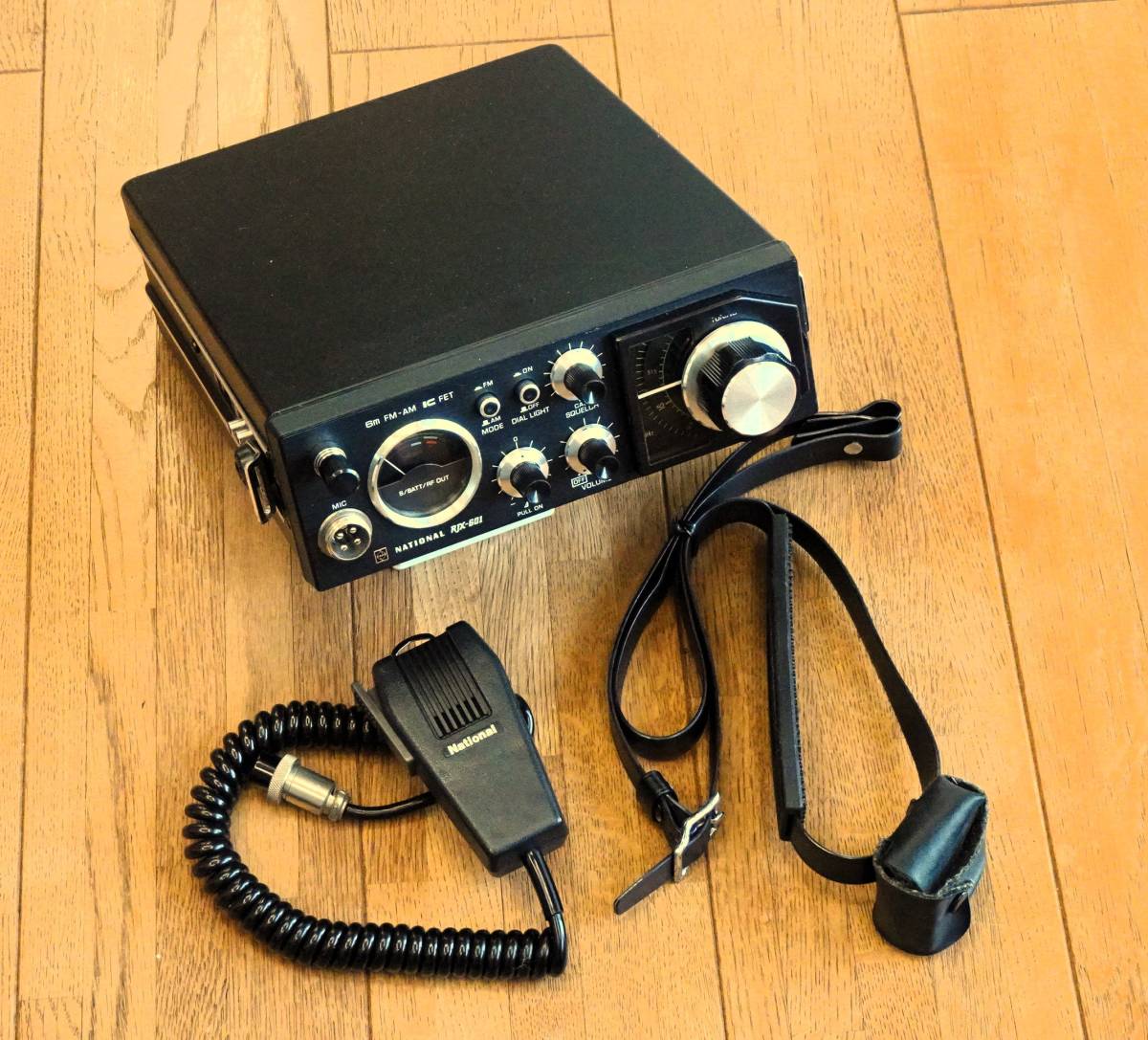 National RJX-601 50MHz ナショナル AM⁄FM ポータブル無線機