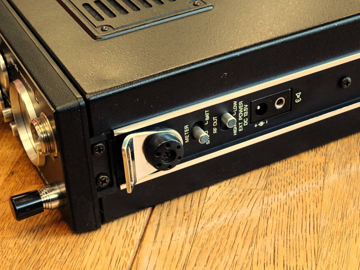 National RJX-601 50MHz ナショナル AM⁄FM ポータブル無線機
