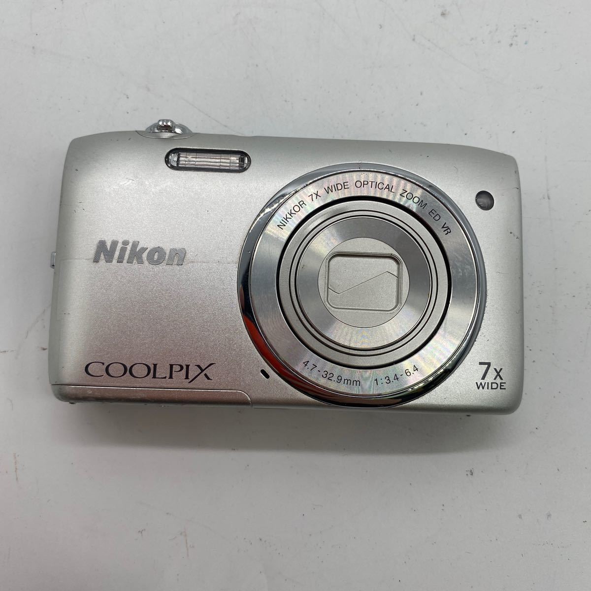 Nikon S3500 Digital Camera COOLPIX 20.1MP : Coolpix with 20.1 MP