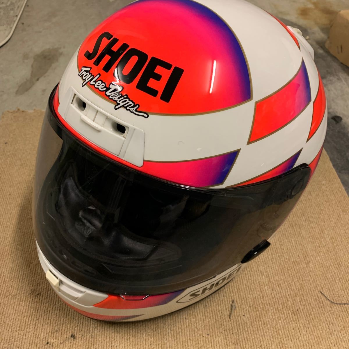 マ*サ様 【オークション】 スポーツヘルメット フルフェイス SHOEI X-8SPガードナーフルフェイスヘルメット (Lサイズ)｜売買された