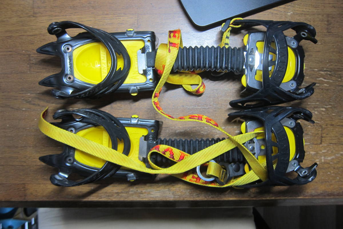 登山　GRIVEL グリベル　アイゼンＧ１０　１０本爪_1