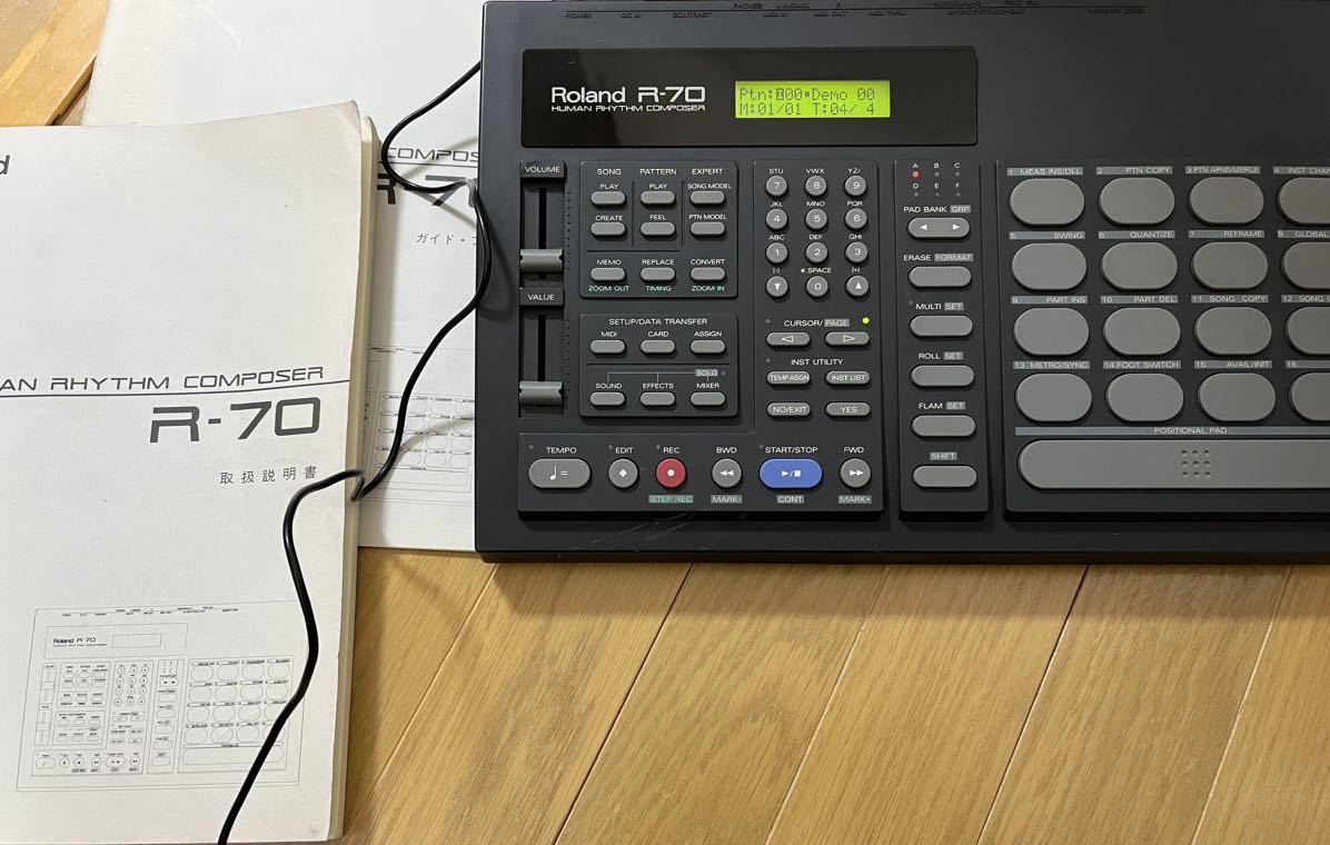 訳あり1円スタート Roland R-70 専用アダプター 取扱説明書マニュアル付属 レアな サウンド音源モジュール シーケンサー(音源 ...