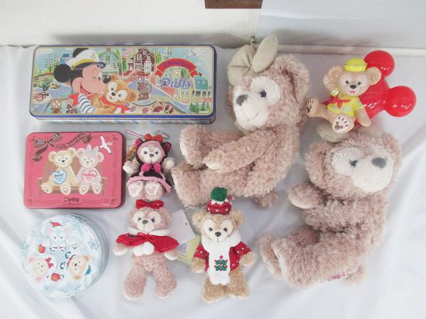 Disneyシェリーメイぬいぐるみポーチ，ダッフィー バッジ他[梱0.2