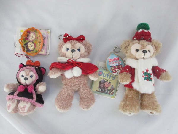 Disneyシェリーメイぬいぐるみポーチ，ダッフィー バッジ他[梱0.2