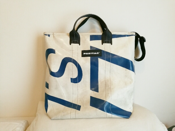 美品 FREITAG BOB ボブ フライターグ 白 青 ショルダー バッグ 美品