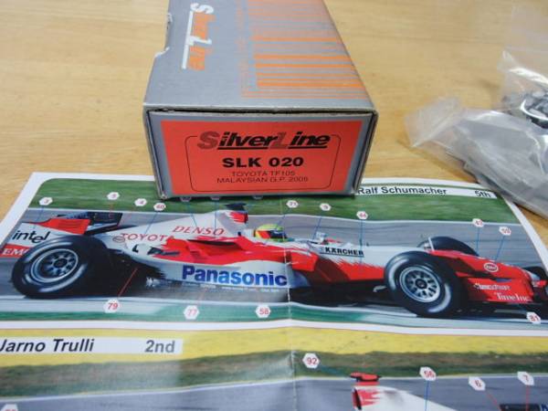 タメオ 1/43 トヨタ TF105 マレーシアGP 定形外400円