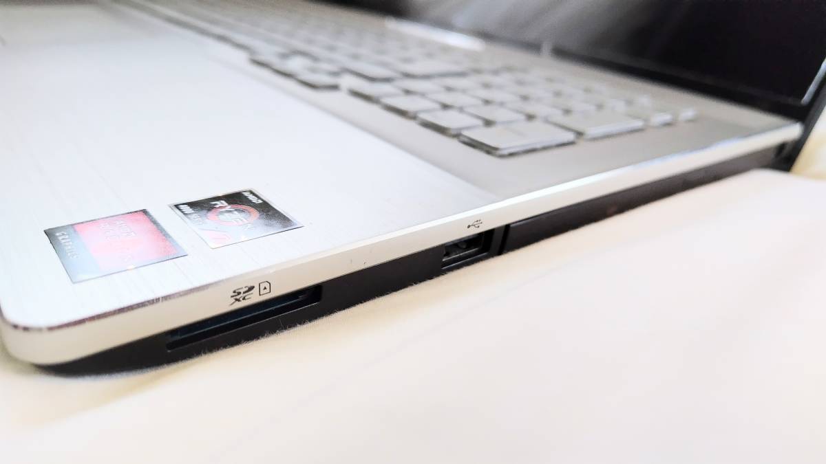 大画面17インチ 富士通 LIFEBOOK FMVN77E3G NH77/E3 ◇高性能 AMD
