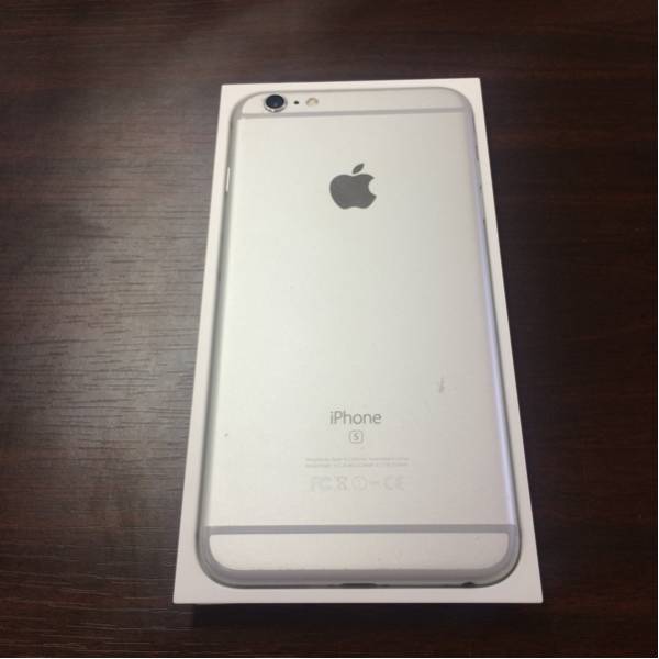 au iPhone6s PLUS 64GB シルバー