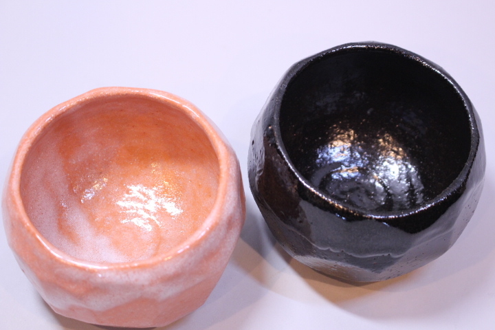 u-4194 中島卓 豆とん写 赤楽茶碗 黒楽茶碗 共箱 茶道具 【公式通販】