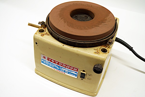 マキタ 刃物研磨機 makita 9820-1 中古品