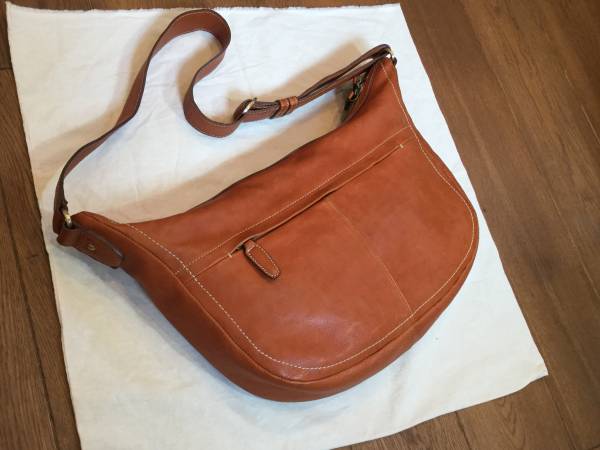 土屋鞄 トーンヌメ ソフトフィットショルダー 中古 美品 革