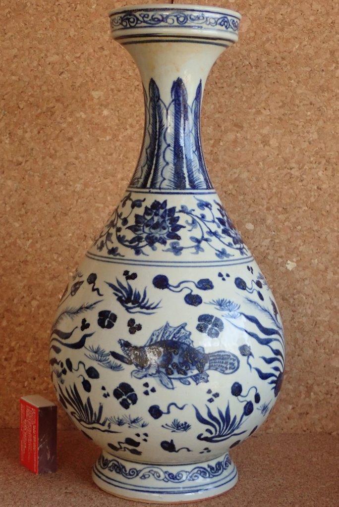 美品】中国 元染 青花魚藻紋壺 花瓶 美品】中国 元染 青花魚藻紋壺