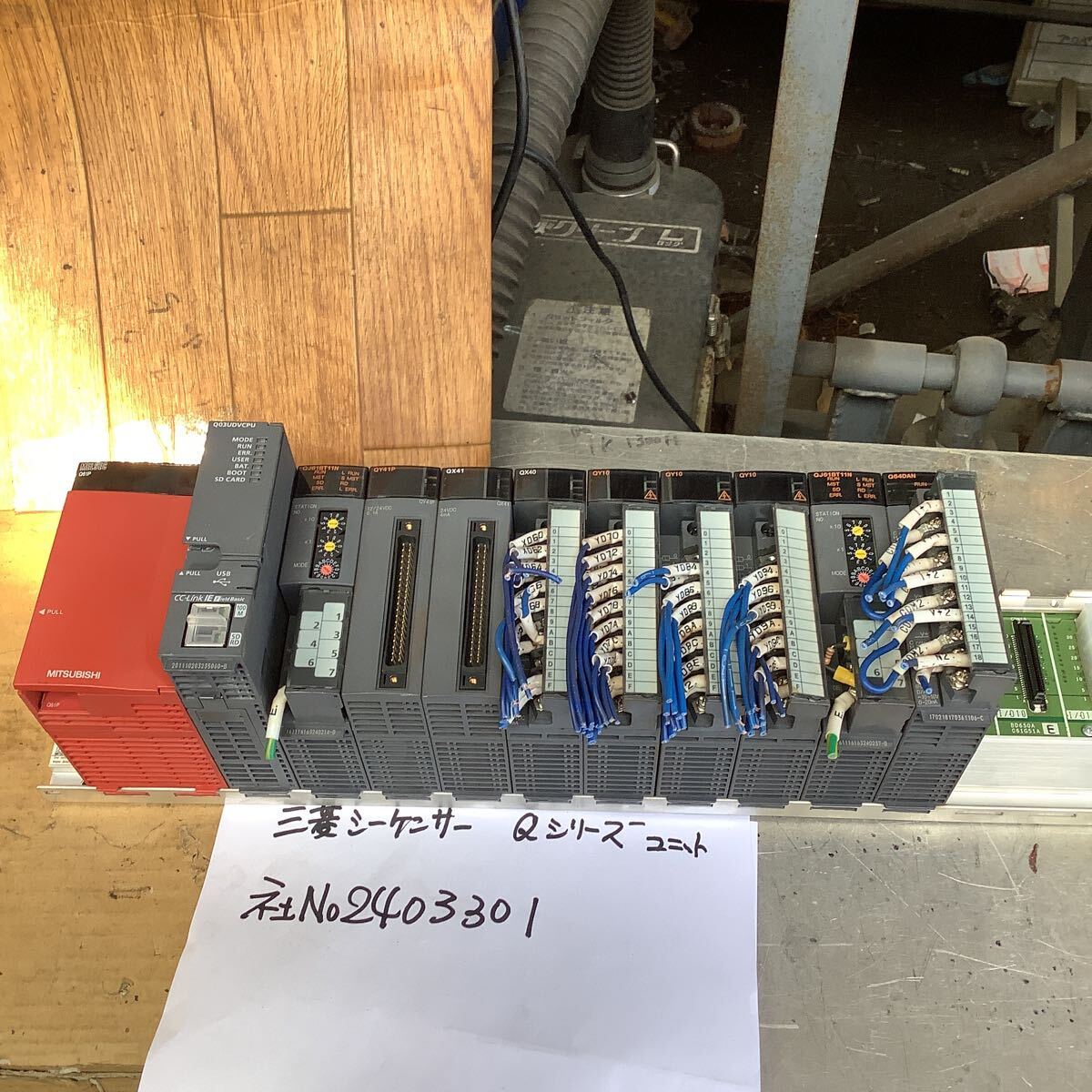 三菱電機PLC Q03UDVCPU ユニット中古品一般的な通電まで済みです 